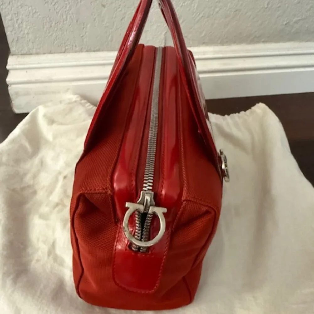 Salvatore Ferragamo Gancini Hand Shoulder Bag Leather - Red